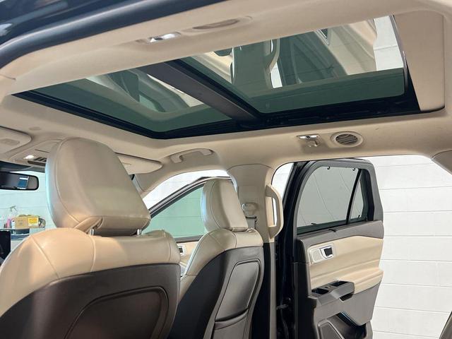 Photo of 2020 Agate Black Metallic Ford Explorer