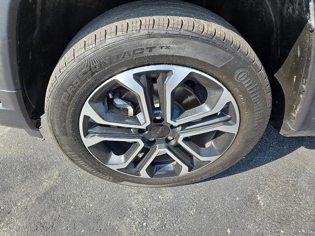 Photo of 2022 Diamond Black Jeep Compass