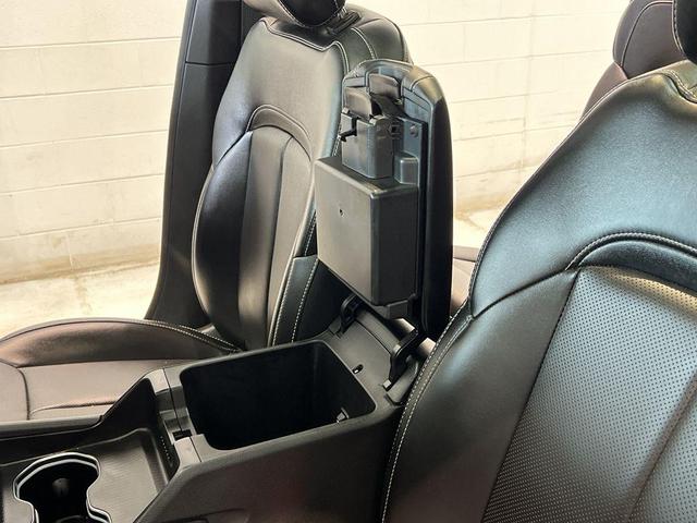 Photo of 2024 Diamond Black Jeep Grand Cherokee L