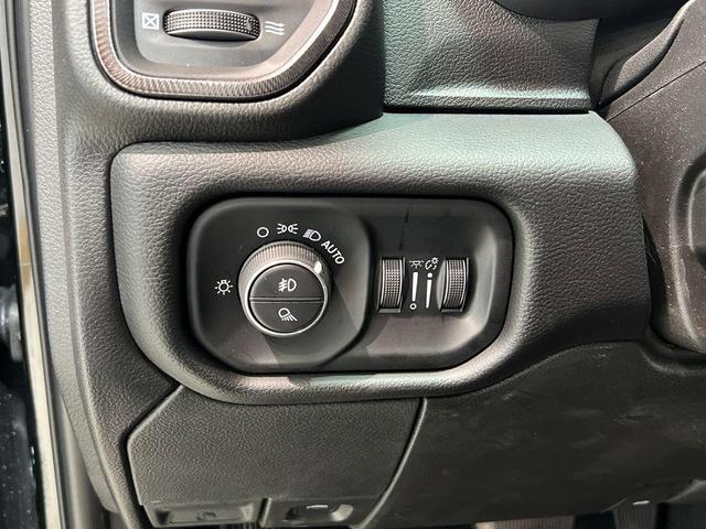 Photo of 2025 Diamond Black RAM 2500