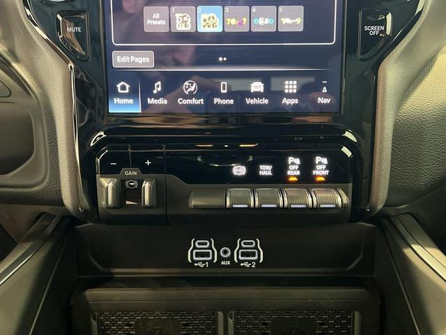 Photo of 2025 Diamond Black RAM 2500