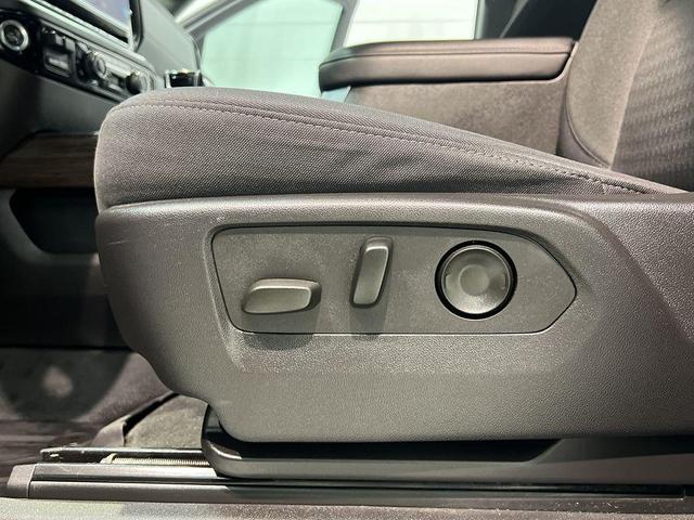 Photo of 2024 Sterling Gray Metallic Chevrolet Silverado 1500