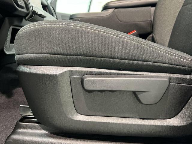 Photo of 2025 Bright White Clearcoat RAM 2500