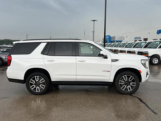 Photo of 2023 Summit White GMC Yukon