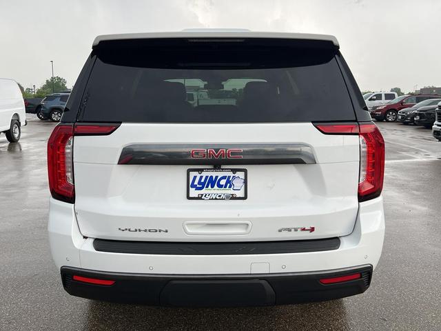 Photo of 2023 Summit White GMC Yukon