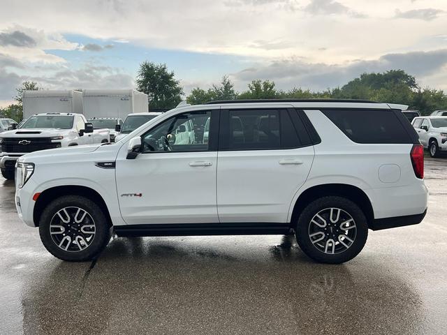 Photo of 2023 Summit White GMC Yukon