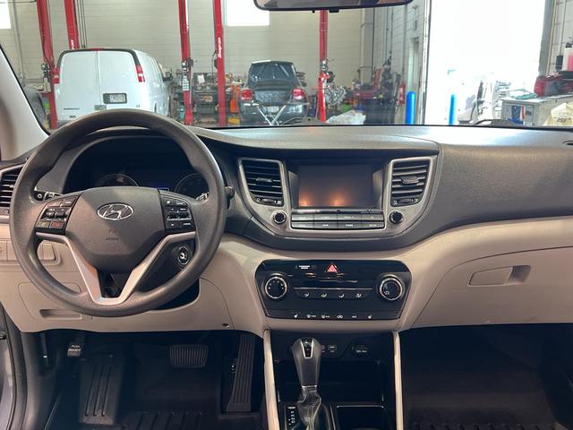 Photo of 2018 Coliseum Gray Hyundai TUCSON