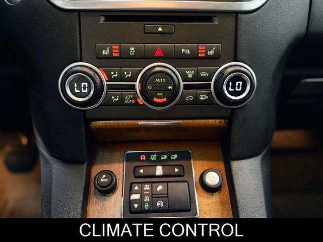 Photo of 2016 Firenze Red Land Rover LR4