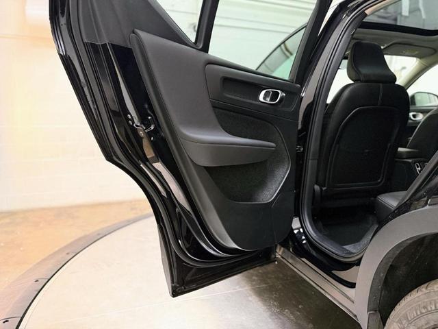 Photo of 2024 Black Volvo XC40