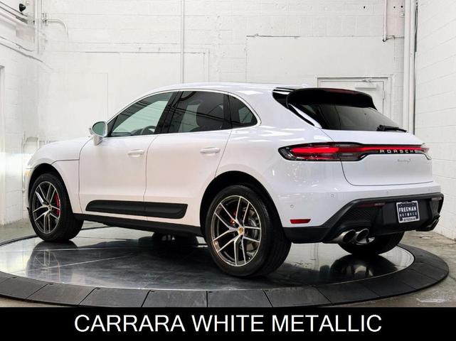 Photo of 2022 Carrara White Metallic Porsche Macan