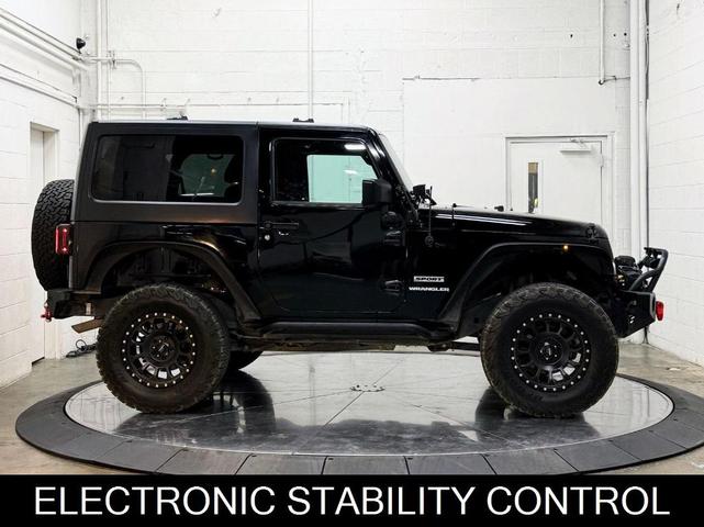 Photo of 2016 Black Clearcoat Jeep Wrangler