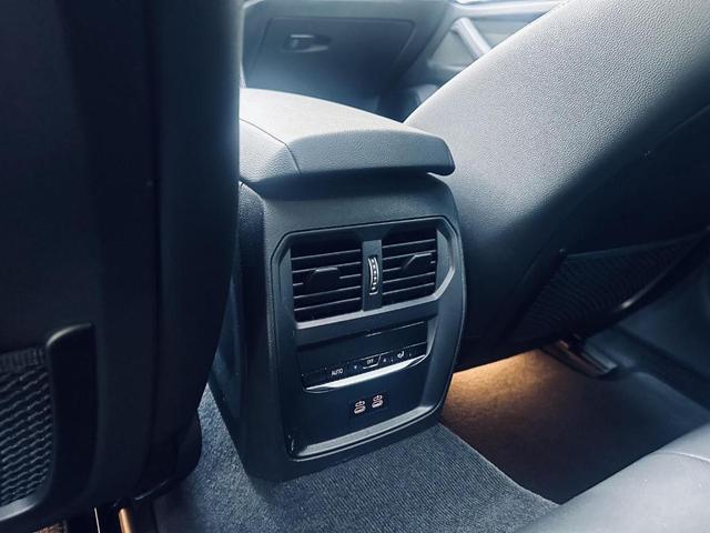 Photo of 2023 Gray Metallic BMW i4 Gran Coupe
