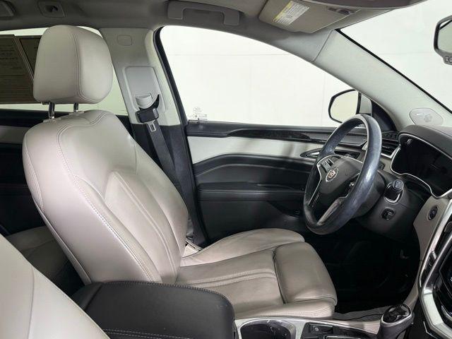 Photo of 2016 Platinum Ice Tricoat Cadillac SRX