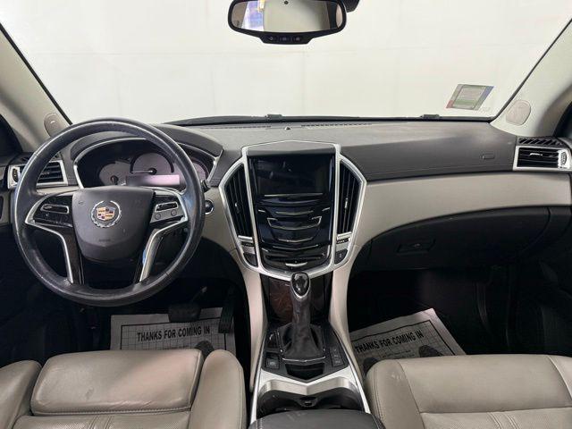 Photo of 2016 Platinum Ice Tricoat Cadillac SRX