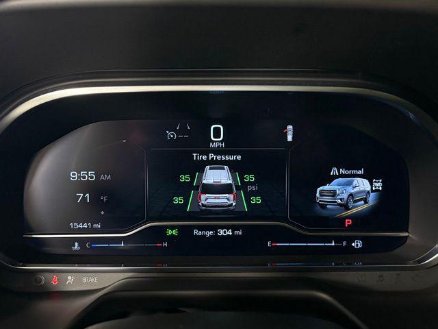 Photo of 2024 Summit White GMC Yukon