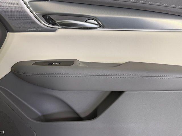 Photo of 2025 Midnight Sky Metallic Cadillac XT5