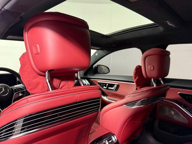 Photo of 2023 Onyx  Black Metallic Mercedes-Benz S-Class