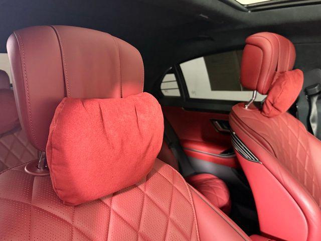 Photo of 2023 Onyx  Black Metallic Mercedes-Benz S-Class