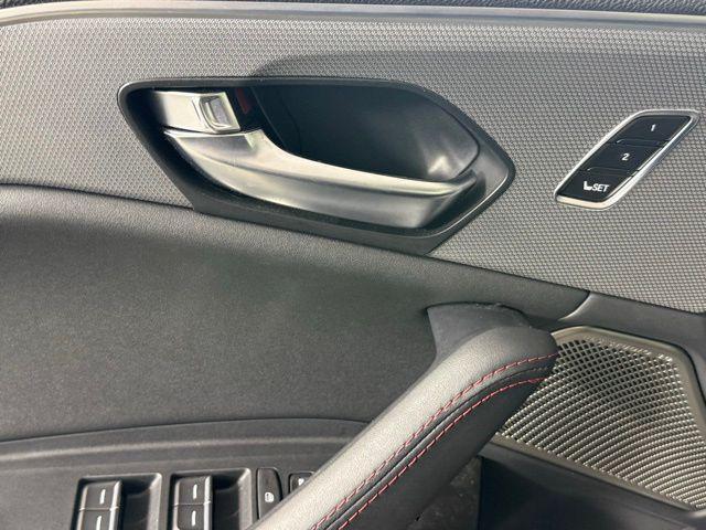 Photo of 2023 Black Pearl Acura TLX