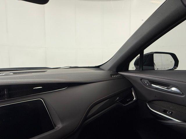 Photo of 2023 Galactic Gray Metallic Cadillac XT4