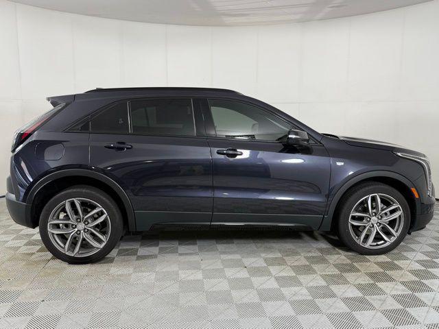 Photo of 2023 Galactic Gray Metallic Cadillac XT4