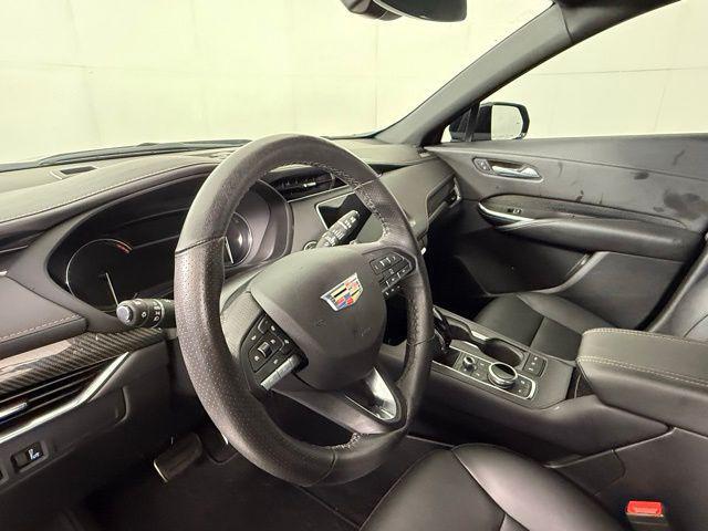 Photo of 2023 Galactic Gray Metallic Cadillac XT4