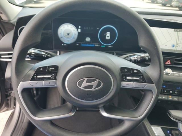 Photo of 2024 Fluid Metal Hyundai ELANTRA