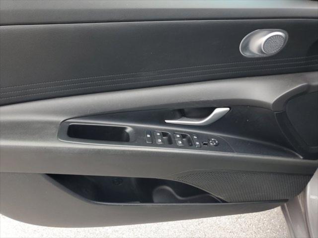 Photo of 2024 Fluid Metal Hyundai ELANTRA