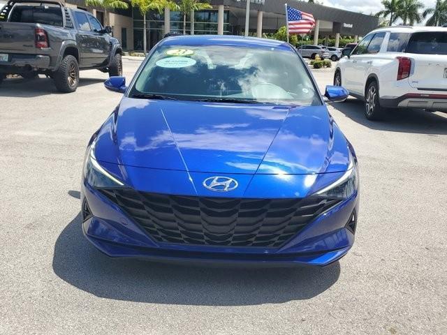 Photo of 2023 Blue Hyundai ELANTRA