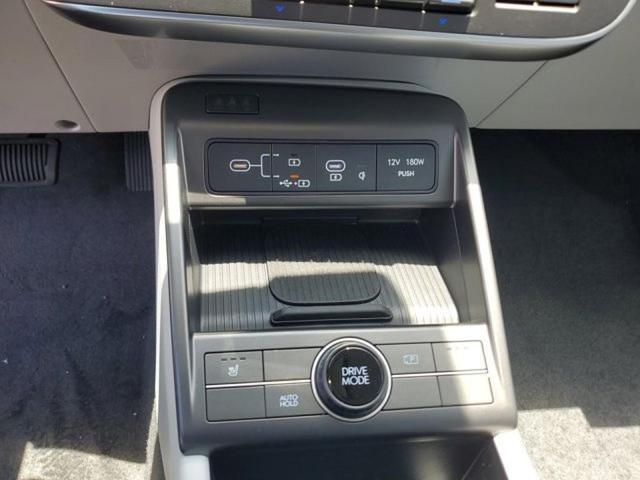 Photo of 2025 Soultronic Orange Pearl Hyundai KONA