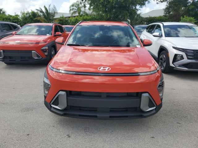 Photo of 2025 Soultronic Orange Pearl Hyundai KONA