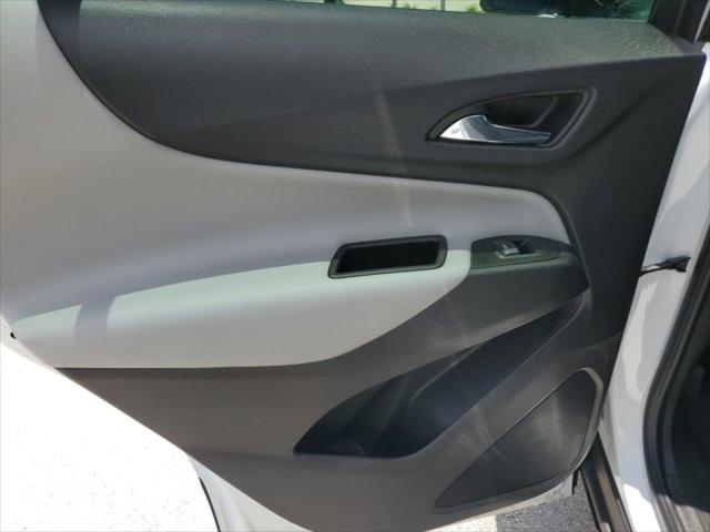 Photo of 2022 Summit White Chevrolet Equinox