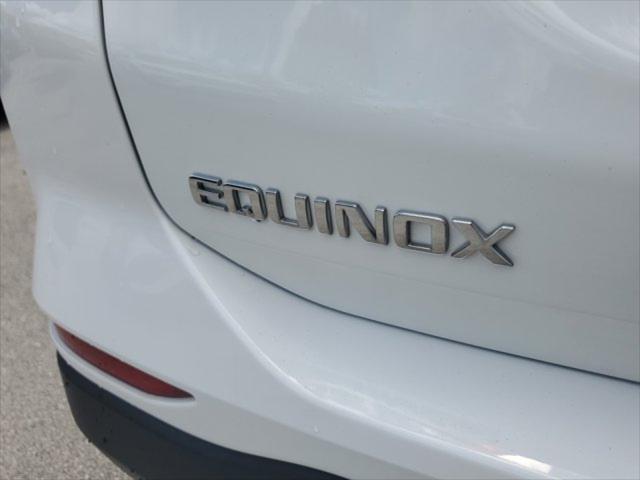 Photo of 2022 Summit White Chevrolet Equinox