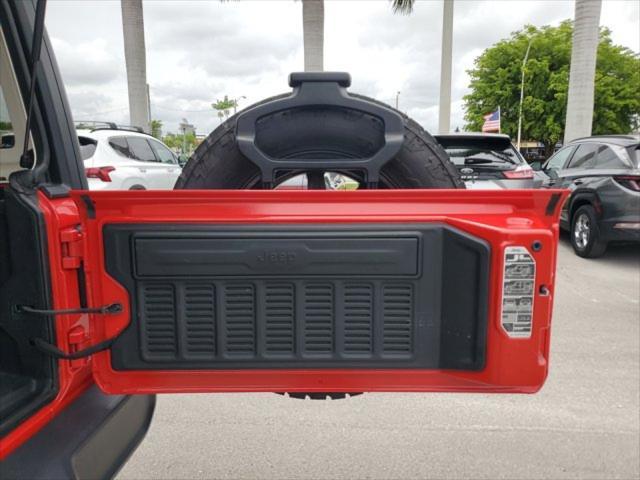 Photo of 2018 Firecracker Red Clearcoat Jeep Wrangler Unlimited