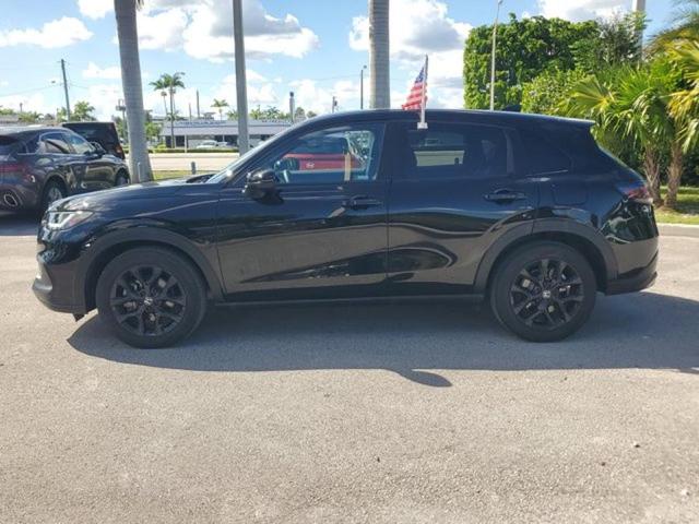 Photo of 2023 Crystal Black Pearl Honda HR-V