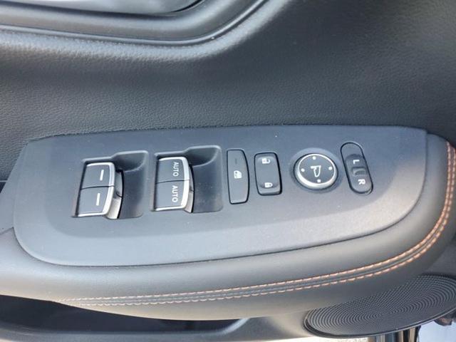 Photo of 2023 Crystal Black Pearl Honda HR-V