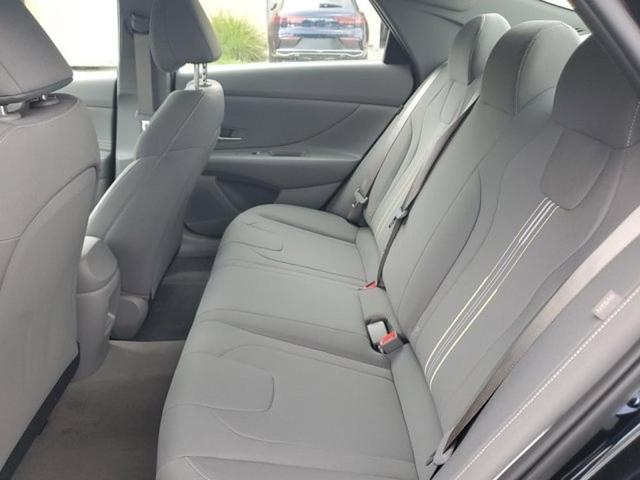 Photo of 2025 Abyss Black Hyundai ELANTRA