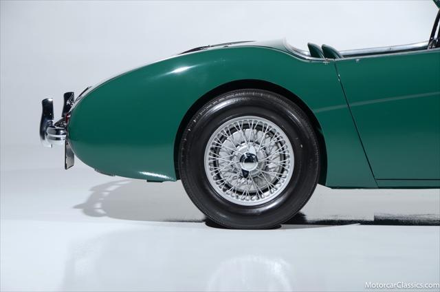 Photo of 1954 Spruce Green Austin-Healey 100
