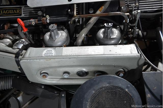Photo of 1974 British Racing Green Jaguar E-Type