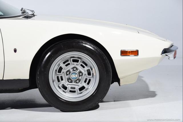 Photo of 1972 White DeTomaso Pantera