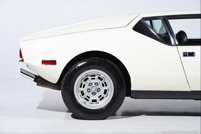 Photo of 1972 White DeTomaso Pantera