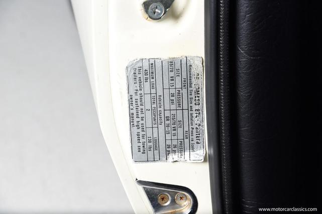 Photo of 1972 White DeTomaso Pantera
