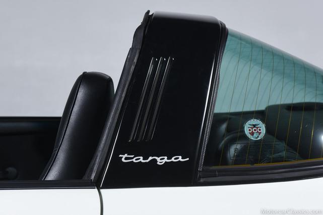 Photo of 1981 Grand Prix White Porsche 911