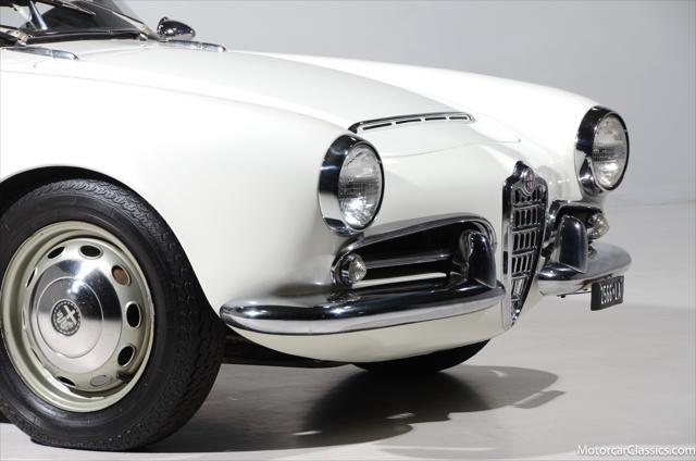 Photo of 1964 White Alfa Romeo Giulia
