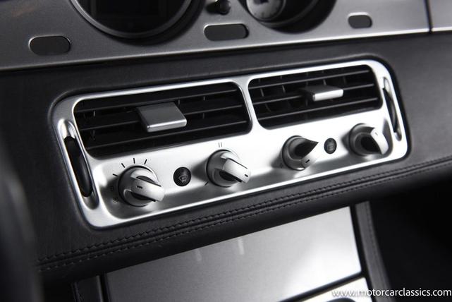 Photo of 2001 Titanium Silver Metallic BMW Z8