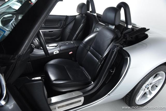 Photo of 2001 Titanium Silver Metallic BMW Z8