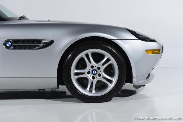 Photo of 2001 Titanium Silver Metallic BMW Z8