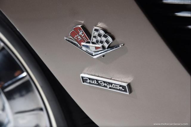 Photo of 1962 Champagne Chevrolet Corvette