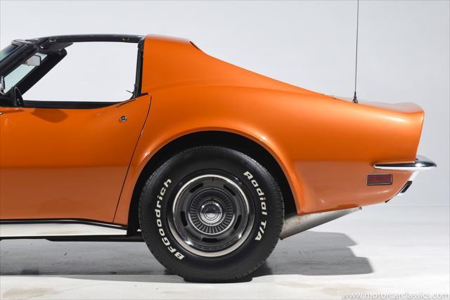 Photo of 1971 Orange Chevrolet Corvette