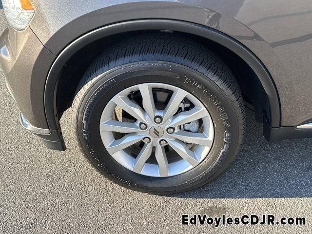 Photo of 2020 Granite Clearcoat Dodge Durango